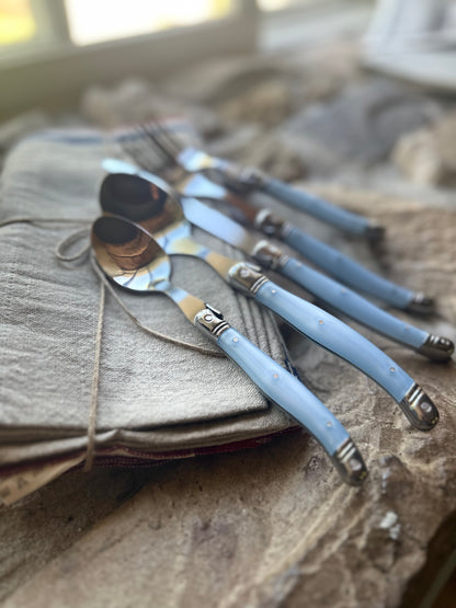 Languiole Flatware & French Linen Napkins | Pale Blue | Napoleonic Bee | Service for 4