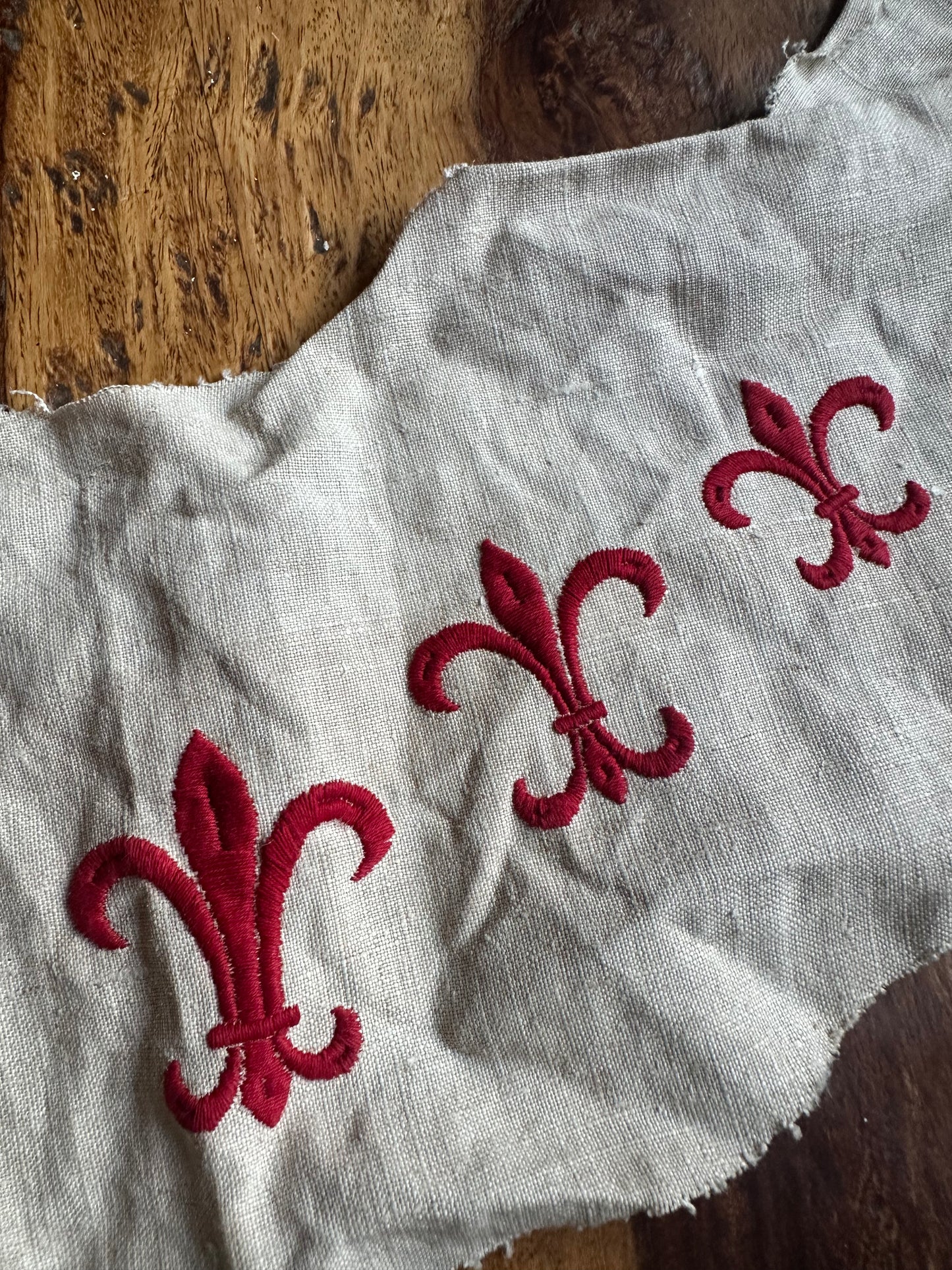 Reserved for Bethany W. - 20th Century Hand Embroidered Fleur-de Lis Remnant | PARIS