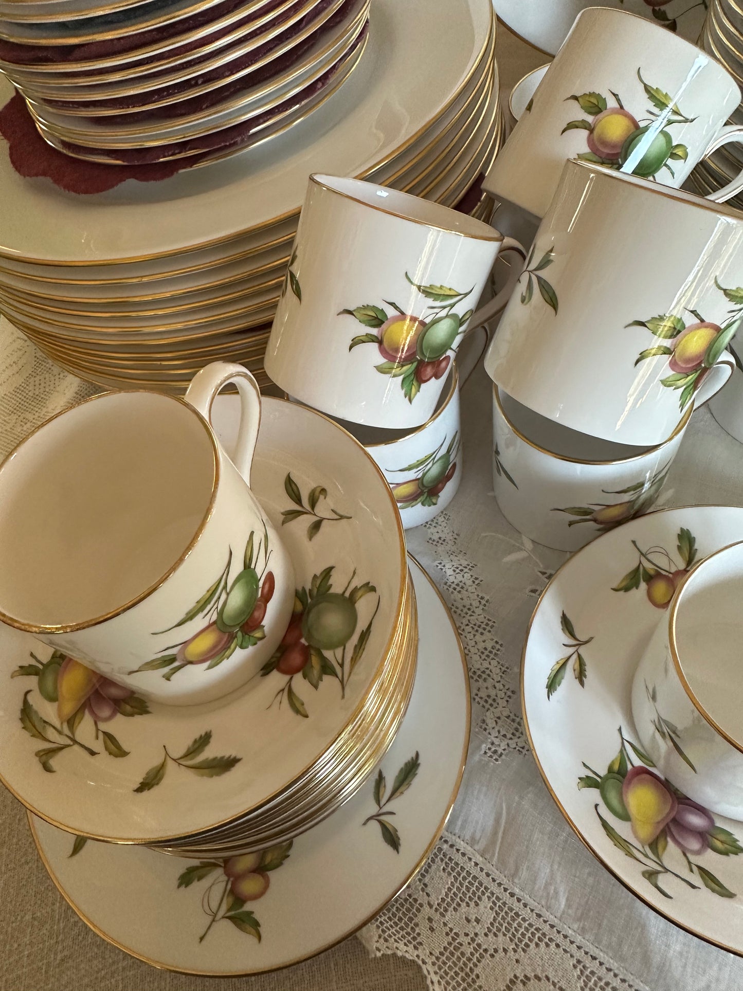 114 Pieces Spode England Based on 1815 Pattern 'Blenheim' - HUGE SET, No Flaws! No Lead!